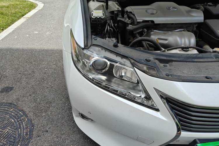 Used Lexus ES 2013 250 Elite Edition Right Front Headlight
