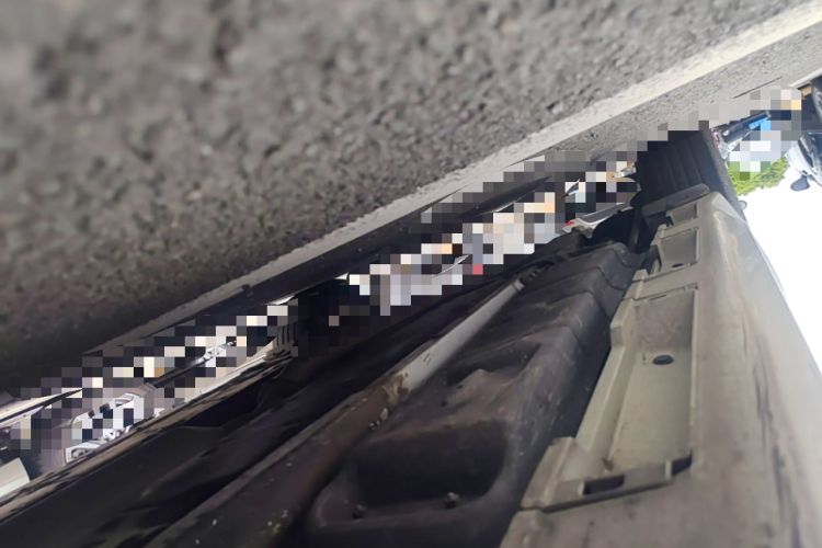 Used Lexus ES 2013 300h Elite Edition Right Side Sill