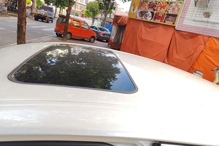 Used Lexus ES 2013 300h Elite Edition Roof