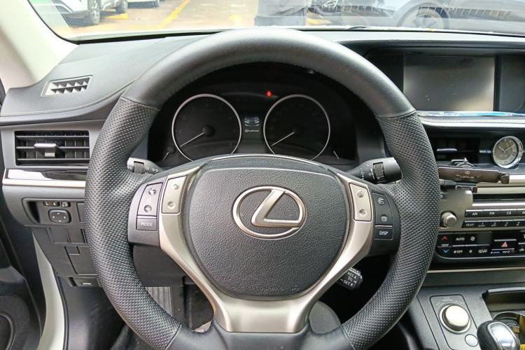 Used Lexus ES 2013 250 Elite Edition Steering Wheel