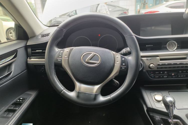 Used Lexus ES 2013 250 Elite Edition Steering Wheel