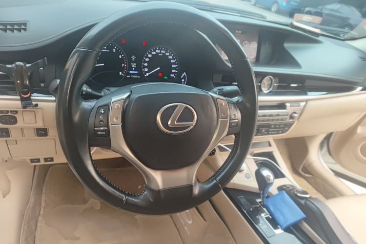 Used Lexus ES 2013 250 Elite Edition Steering Wheel