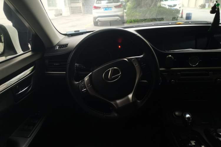 Used Lexus ES 2013 250 Elite Edition Steering Wheel