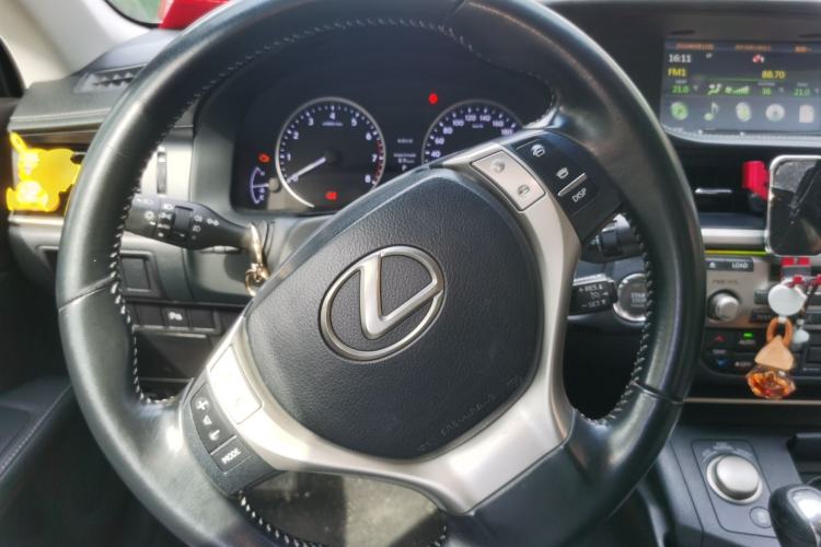 Used Lexus ES 2013 250 Elite Edition Steering Wheel