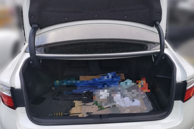 Used Lexus ES 2013 300h Elite Edition Trunk