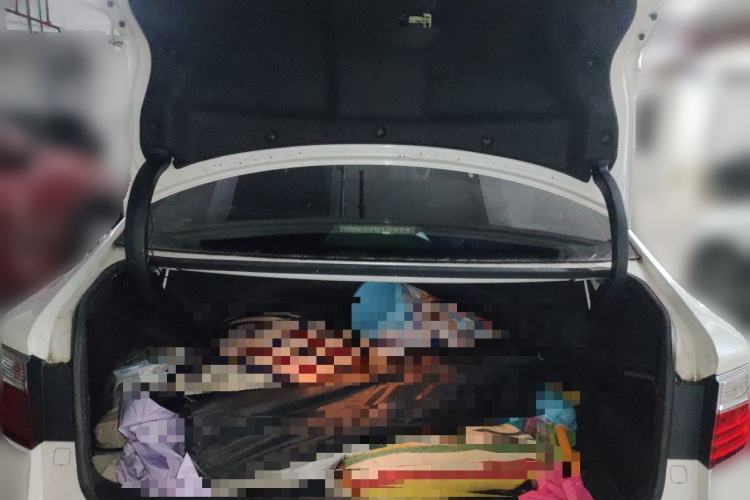Used Lexus ES 2013 300h Elite Edition Trunk