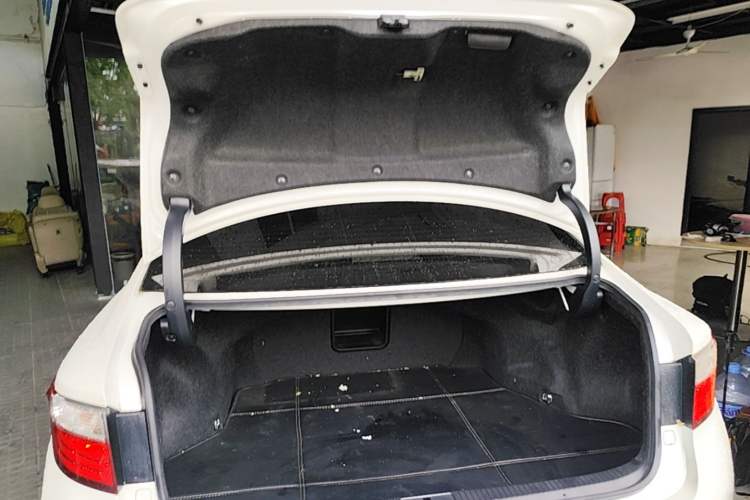 Used Lexus ES 2013 250 Elite Edition Trunk