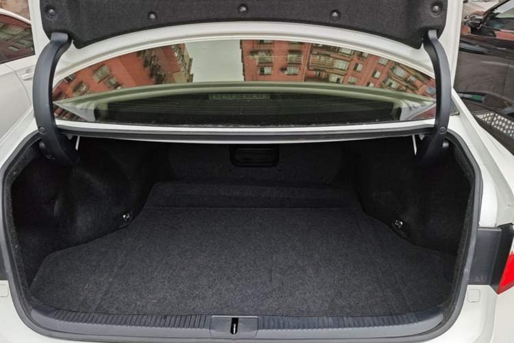 Used Lexus ES 2013 250 Elite Edition Trunk