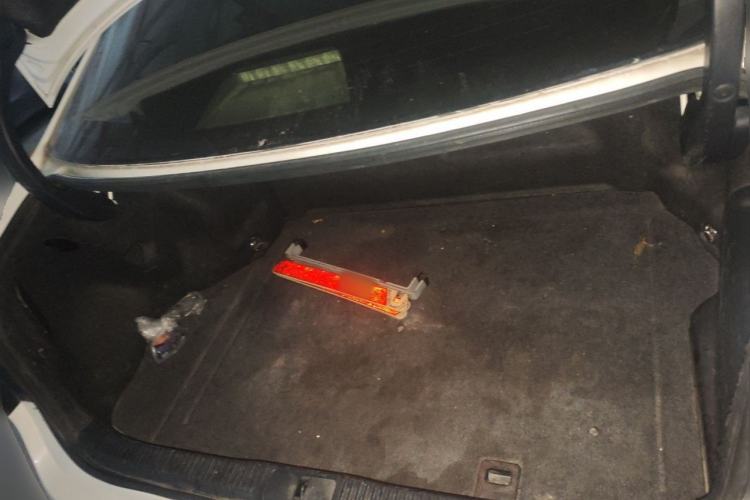 Used Lexus ES 2013 300h Elite Edition Trunk