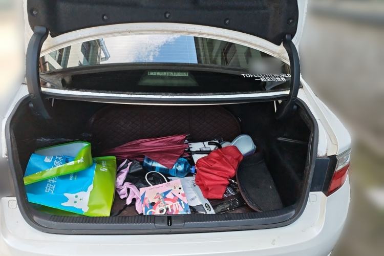 Used Lexus ES 2013 300h Elite Edition Trunk