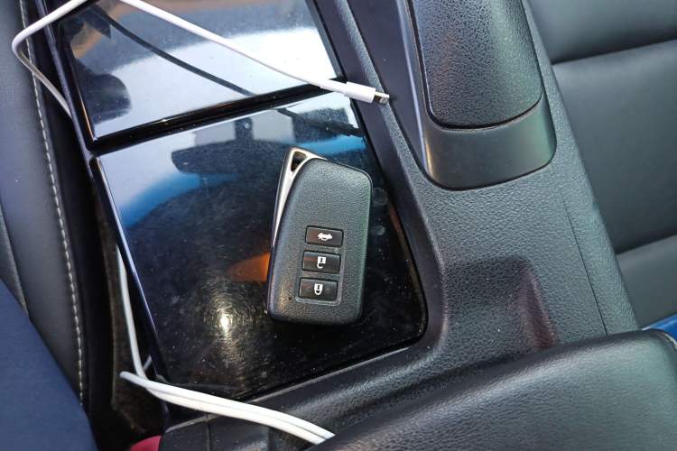 Used Lexus ES 2013 250 Elite Edition Vehicle Key