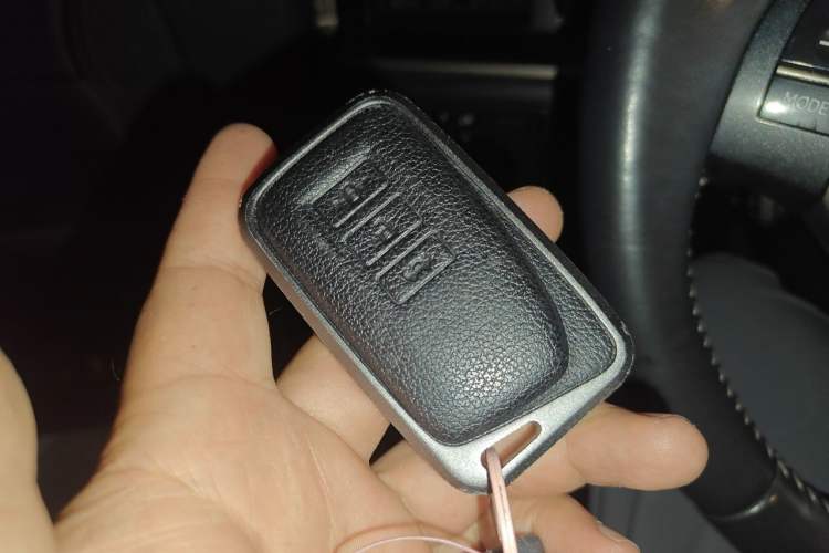 Used Lexus ES 2013 300h Elite Edition Vehicle Key