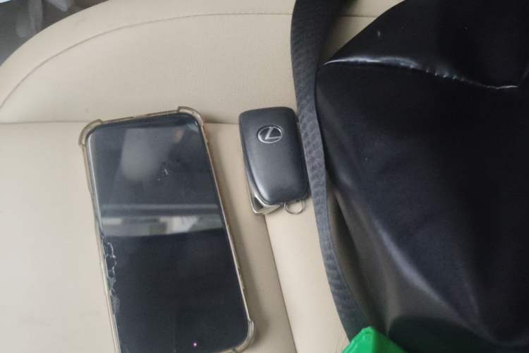 Used Lexus ES 2013 250 Elite Edition Vehicle Key