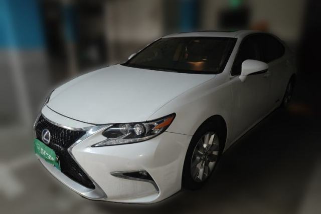 Used Lexus ES 2013 300h Elite Edition