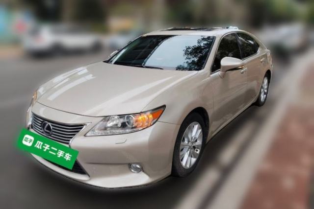 Used Lexus ES 2013 300h Luxury Edition
