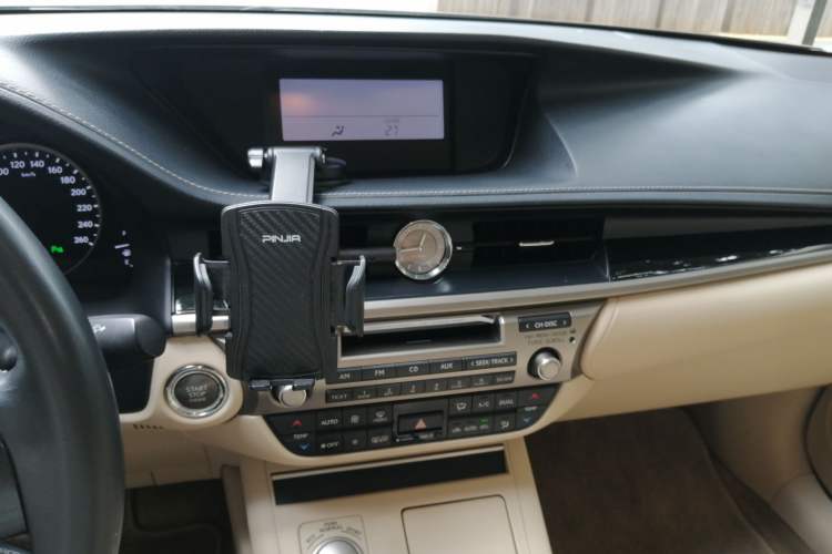 Used Lexus ES 2013 250 Elite Edition Audio And AC Panel