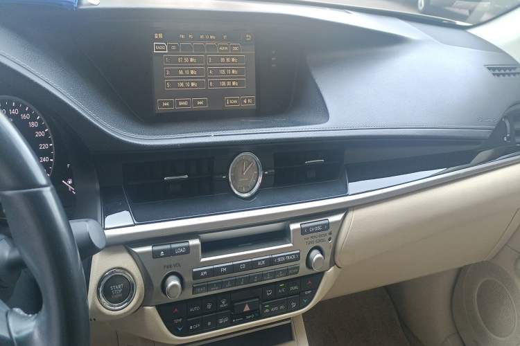 Used Lexus ES 2013 250 Elite Edition Audio And AC Panel