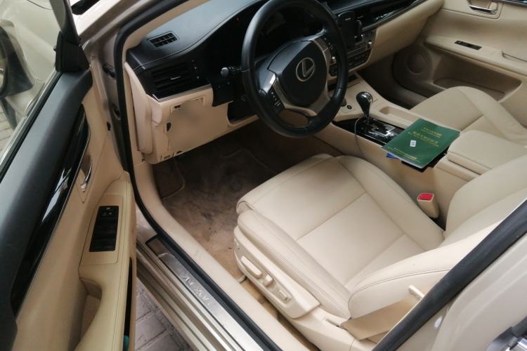 Used Lexus ES 2013 250 Elite Edition Driver Seat
