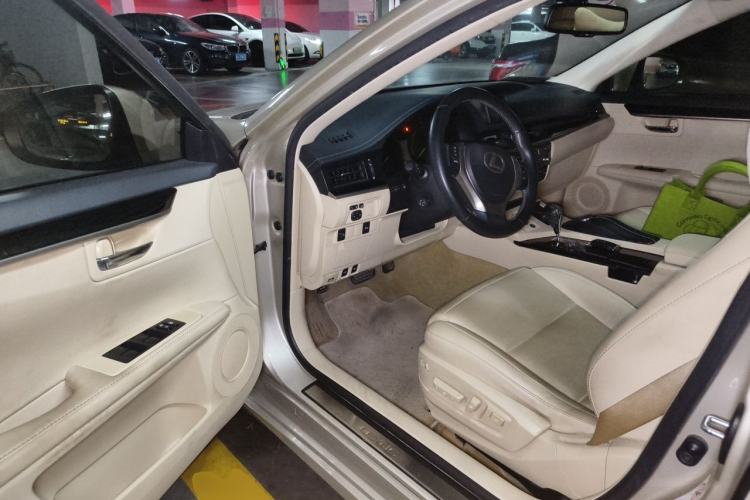 Used Lexus ES 2013 250 Elite Edition Driver Seat