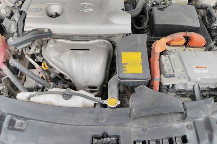 Used Lexus ES 2013 300h Luxury Edition Engine Bay