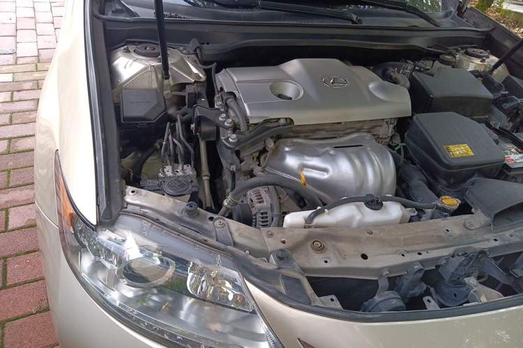 Used Lexus ES 2013 250 Elite Edition Engine Bay Right
