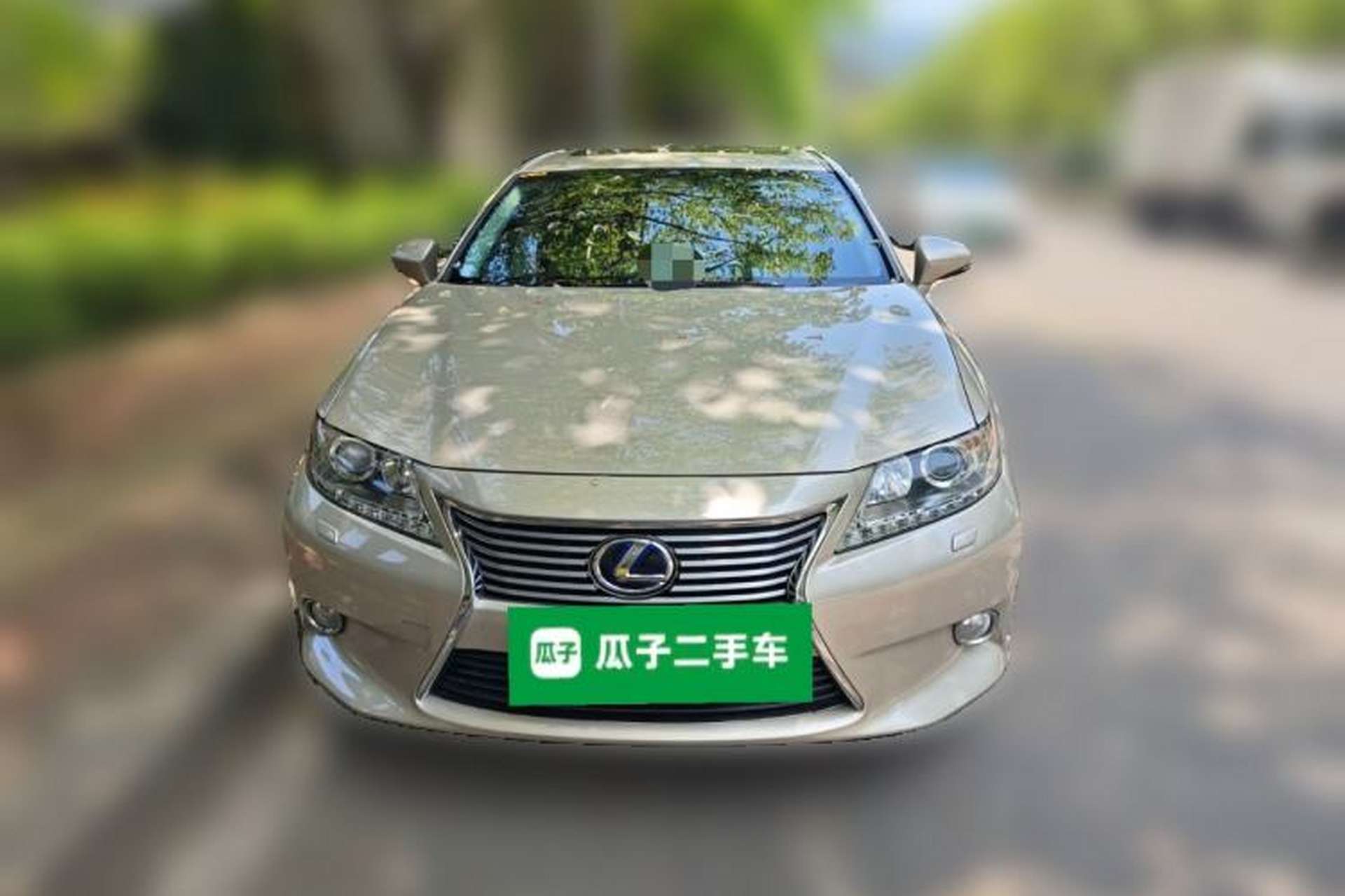 Used Lexus ES 2013 300h Luxury Edition Front