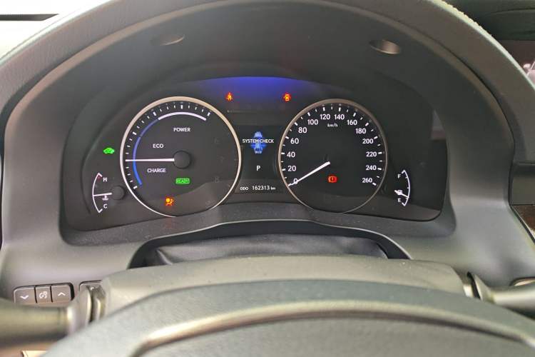 Used Lexus ES 2013 300h Luxury Edition Instrument Cluster