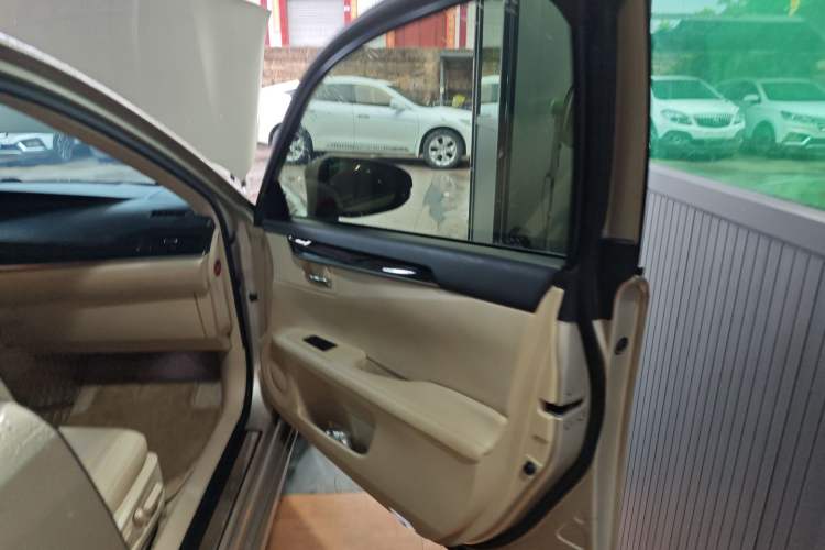 Used Lexus ES 2013 250 Elite Edition Interior 5