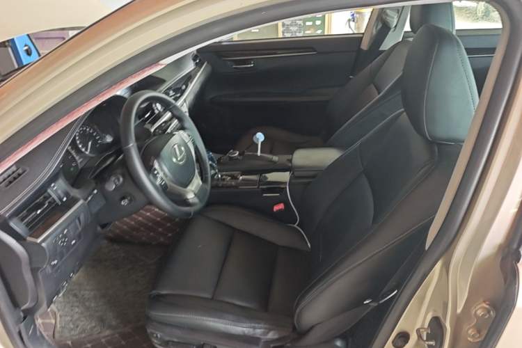 Used Lexus ES 2013 250 Elite Edition Left Front Seat