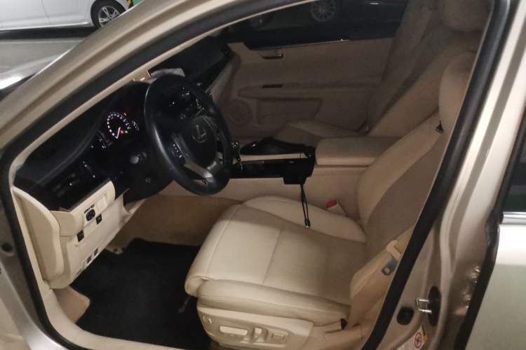 Used Lexus ES 2013 350 Elegant Edition Left Front Seat
