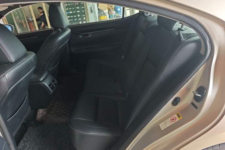 Used Lexus ES 2013 250 Elite Edition Left Rear Seat