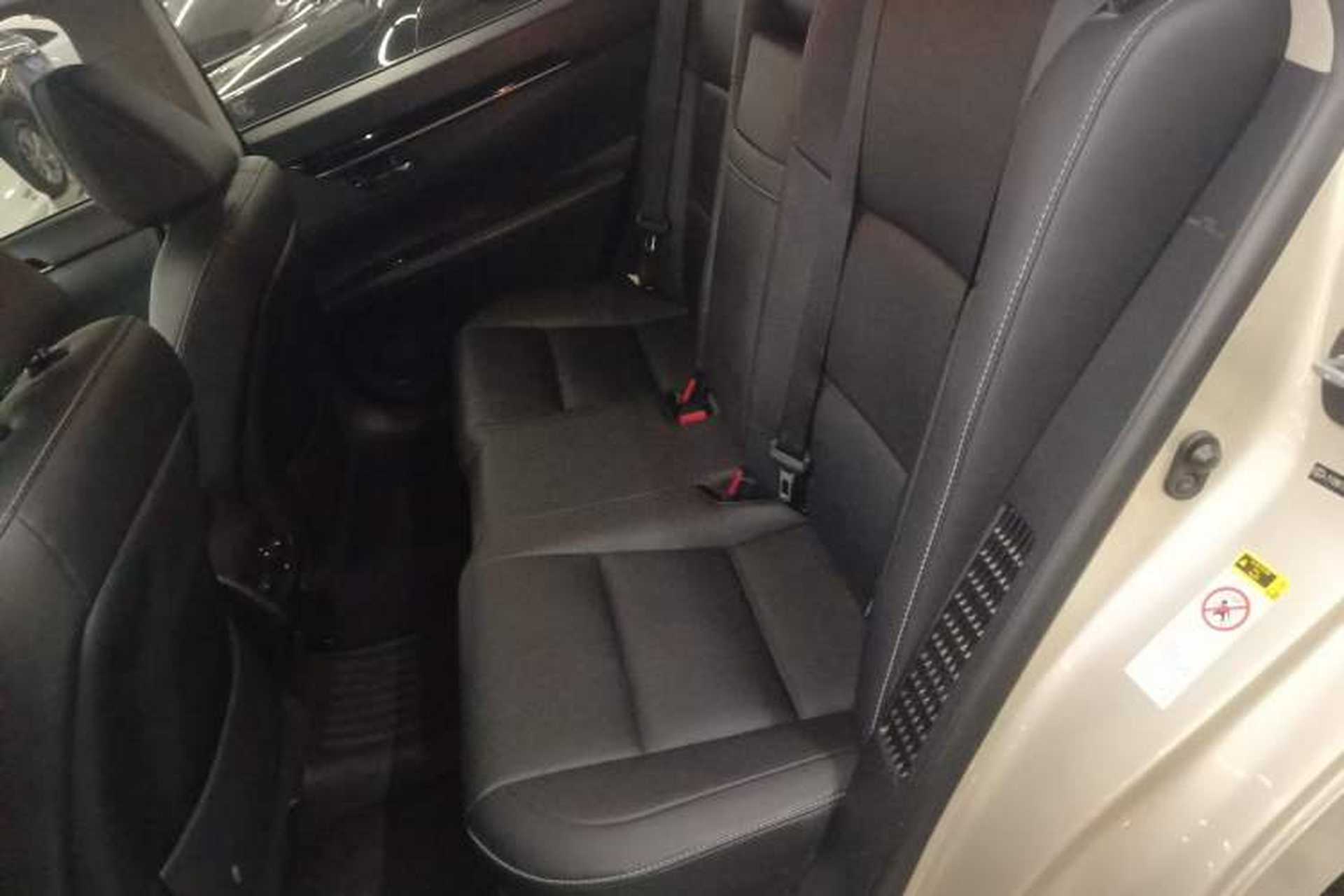 Used Lexus ES 2013 300h Elite Edition Left Rear Seat