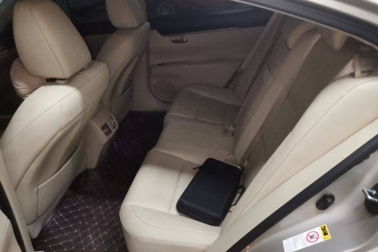 Used Lexus ES 2013 350 Elegant Edition Left Rear Seat