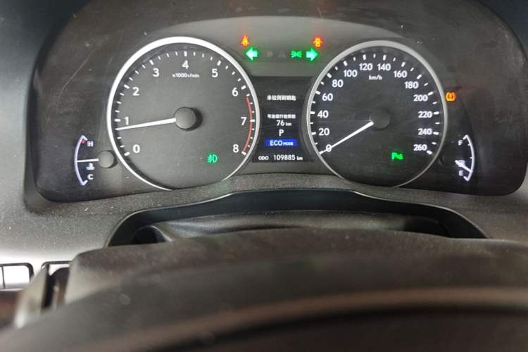 Used Lexus ES 2013 250 Elite Edition Odometer Close Up