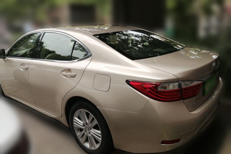 Used Lexus ES 2013 250 Elite Edition Rear Left 45 Deg