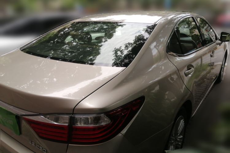 Used Lexus ES 2013 250 Elite Edition Rear Right 45 Deg