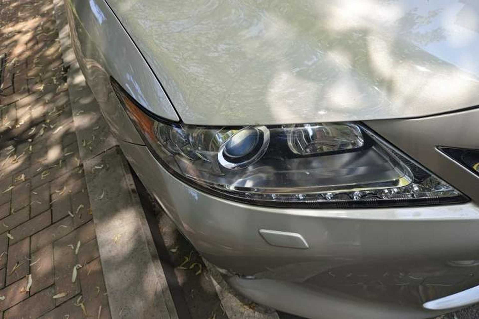 Used Lexus ES 2013 300h Luxury Edition Right Front Headlight