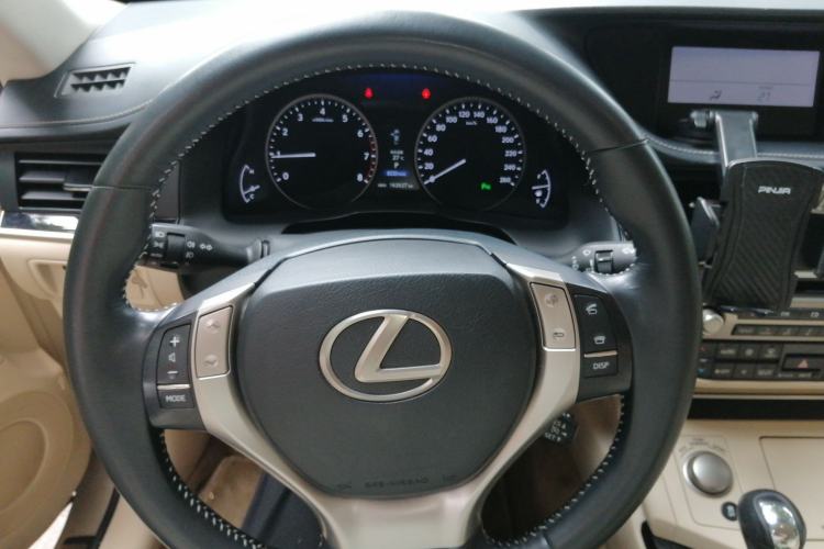 Used Lexus ES 2013 250 Elite Edition Steering Wheel