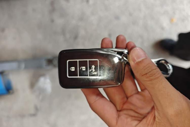 Used Lexus ES 2013 250 Elite Edition Vehicle Key