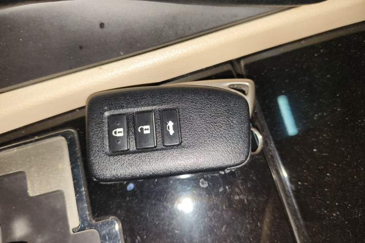Used Lexus ES 2013 250 Elite Edition Vehicle Key