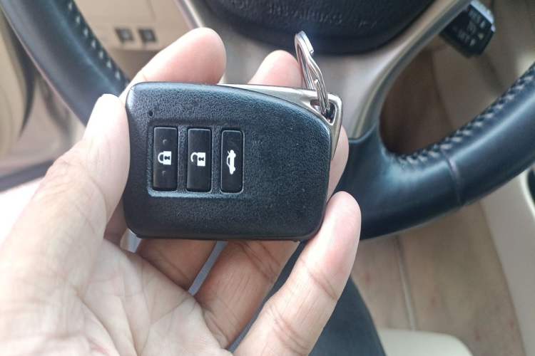 Used Lexus ES 2013 250 Elite Edition Vehicle Key