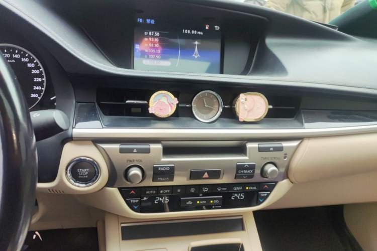 Used Lexus ES 2014 250 Elite Edition Audio And AC Panel