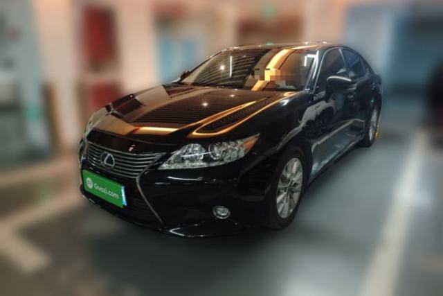 Used Lexus ES 2014 300h Elite Edition