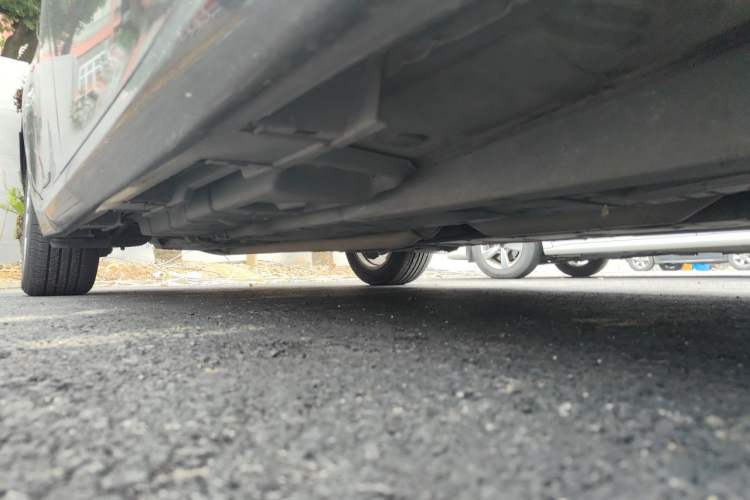Used Lexus ES 2014 300h Elite Edition Chassis Front Right