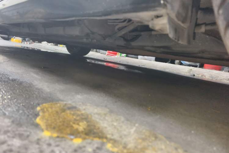 Used Lexus ES 2014 300h Elite Edition Chassis Rear Left