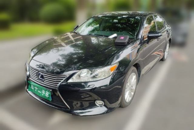 Used Lexus ES 2014 300h Elite Edition