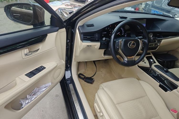 Used Lexus ES 2014 250 Elite Edition Driver Seat
