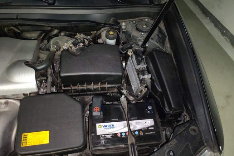 Used Lexus ES 2014 250 Elite Edition Engine Bay Left