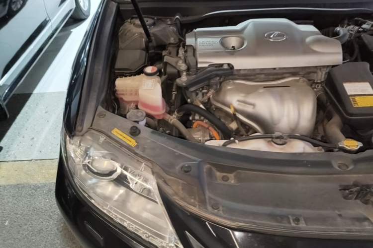 Used Lexus ES 2014 300h Elite Edition Engine Bay Right