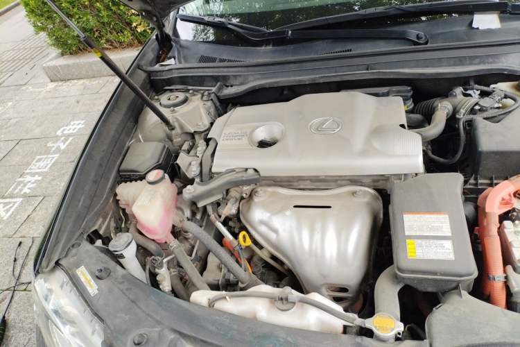 Used Lexus ES 2014 300h Elite Edition Engine Bay Right